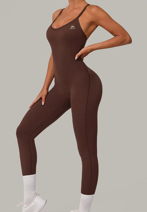 Sculpt Cross Suit